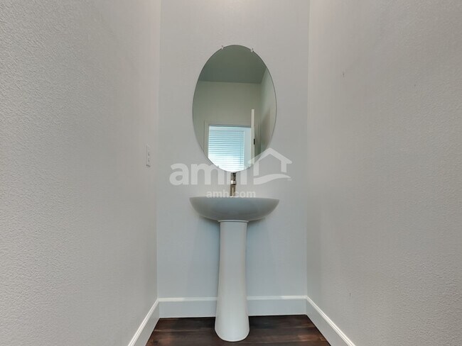 Building Photo - 4832 Blushing Star St