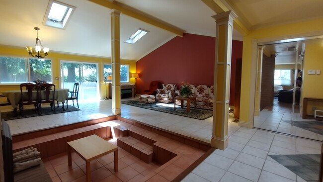 Building Photo - 10279 Palo Vista Rd