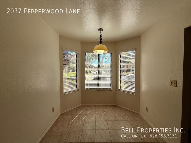 Building Photo - 2037 Pepperwood Ln