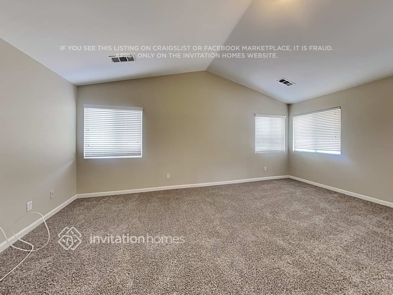 Building Photo - 24868 Skyland Dr