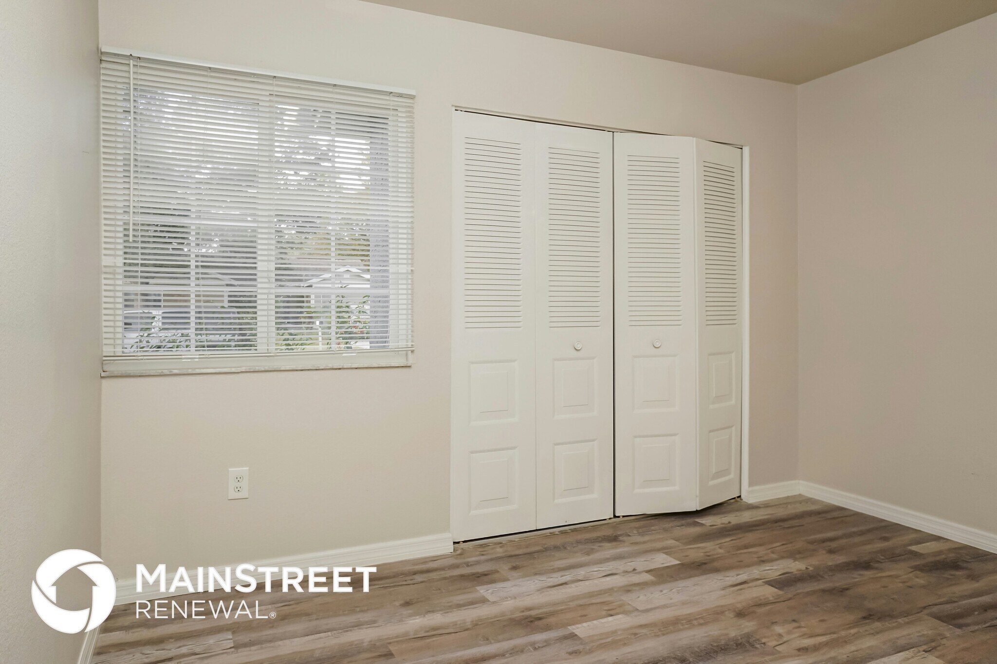 Building Photo - 5940 Talbrook Rd