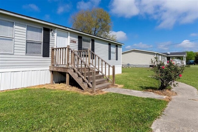 Building Photo - 2789 Avondale St