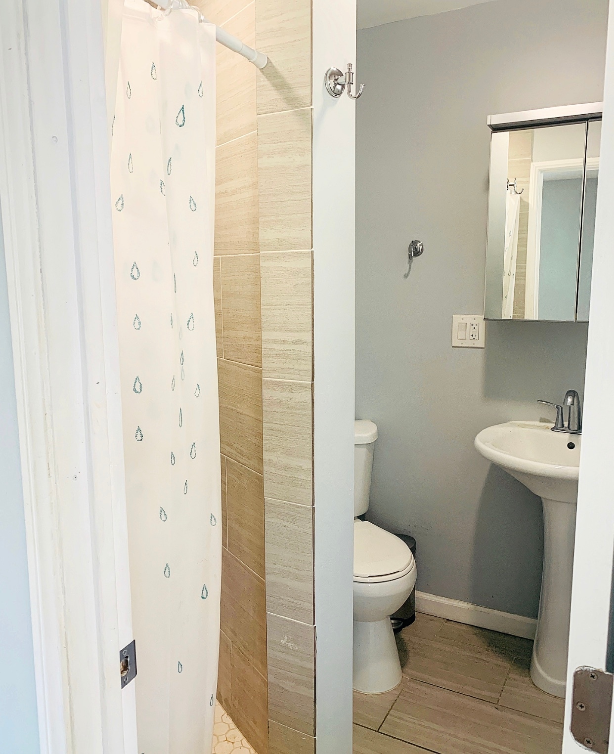 Primary Bathroom ensuite - 4634 Cherokee Ave