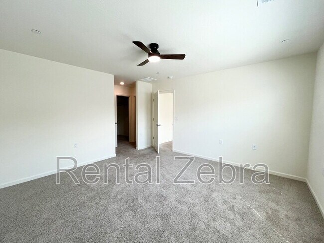 Building Photo - 4064 Cinnabar Ct
