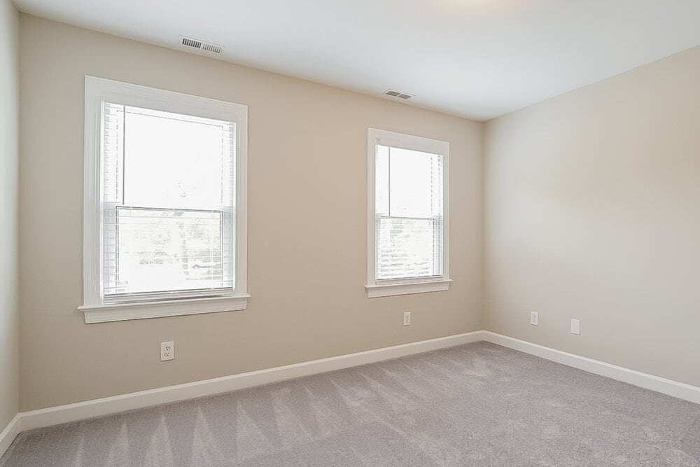 Building Photo - 900 Birkdale Dr