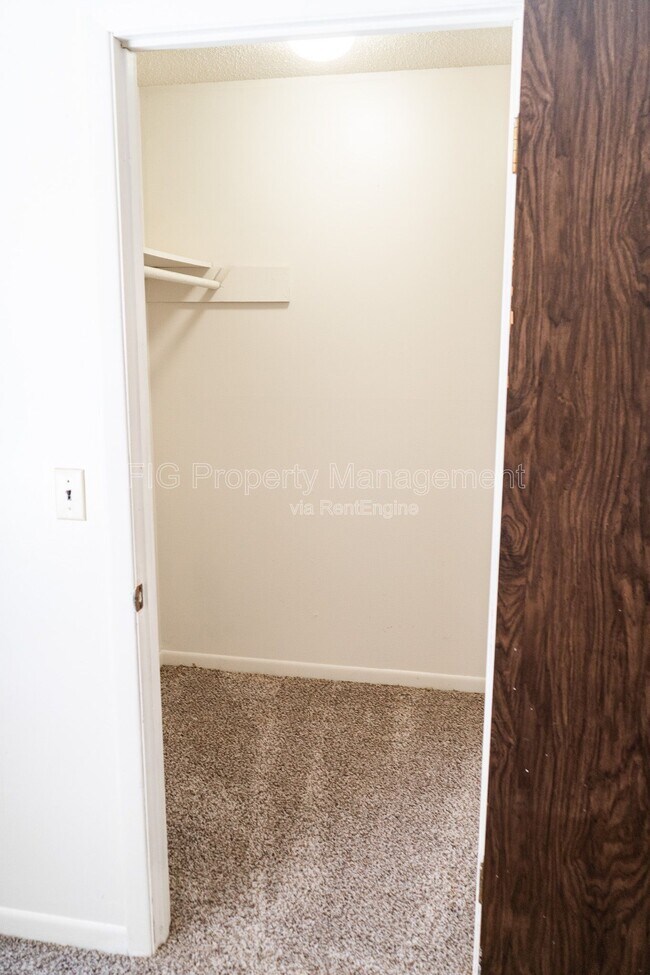 Building Photo - 3104 E Gov John Sevier Hwy