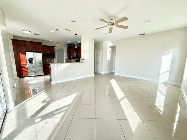 Building Photo - 9593 Tavernier Dr