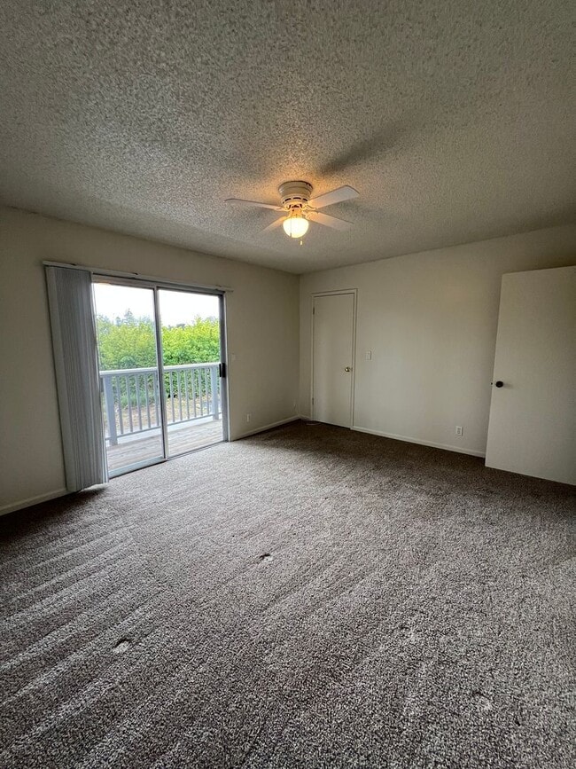 Building Photo - Charming 2 Story Soquel Condo