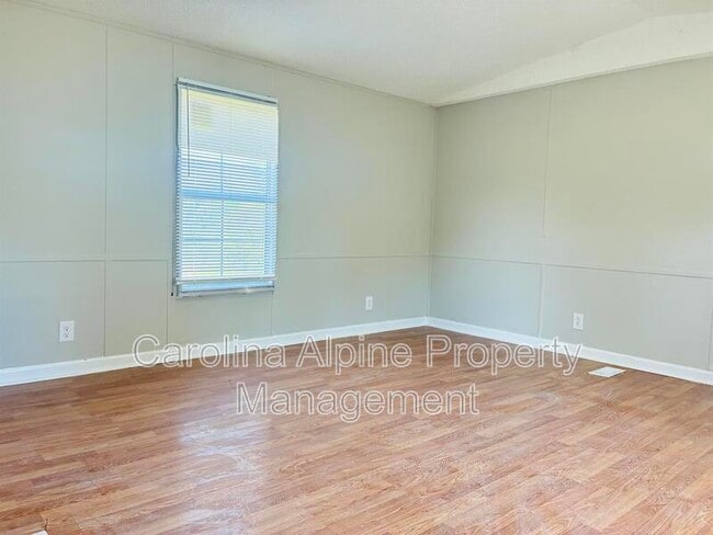 Building Photo - 3822 Towery Rd