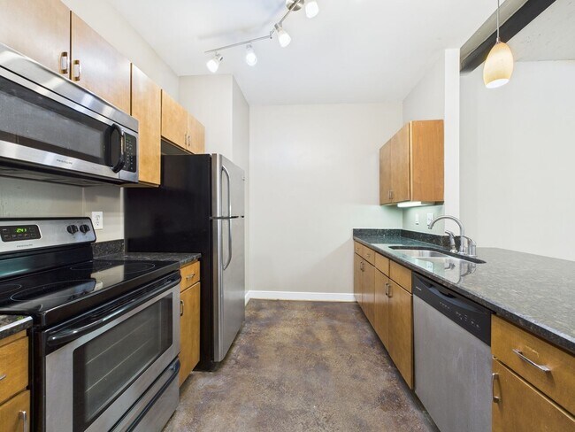 Building Photo - 15 N 18th St