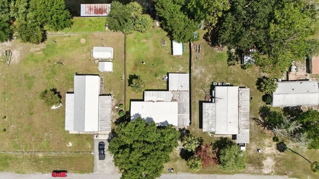 Building Photo - 163 Buchanan Cir