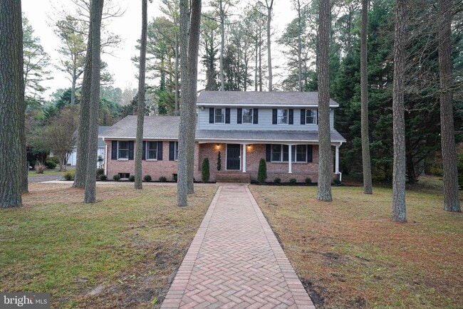 Building Photo - 414 Pine Bluff Rd