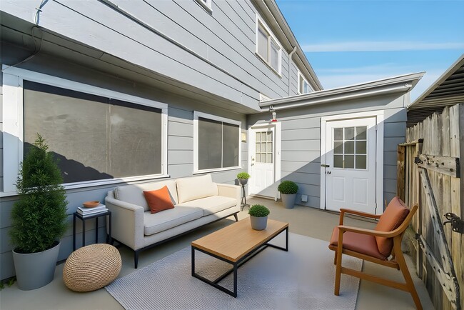 Building Photo - 11002 Hammerly Blvd