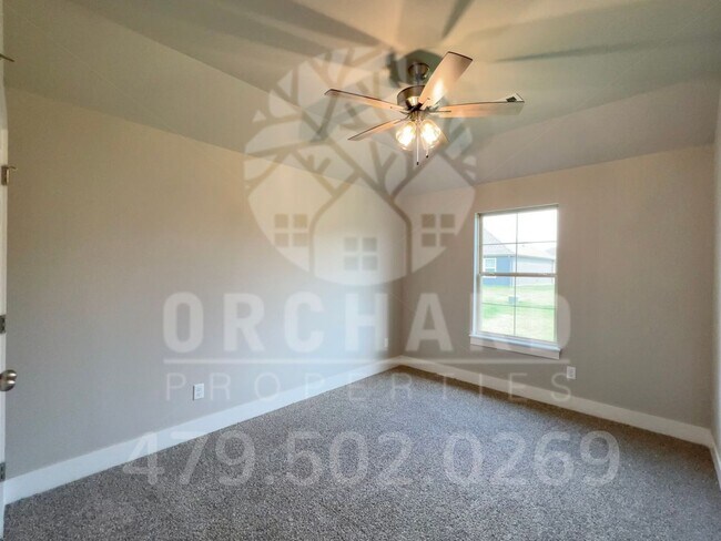 Building Photo - Siloam Springs- Single-Family Home- Popular Cedarwood Plan