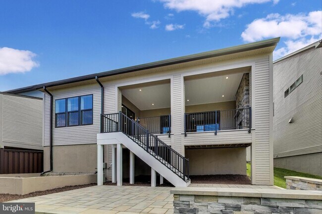 Building Photo - 6921 Renita Ln