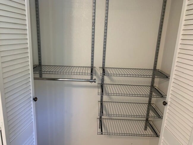 Building Photo - 1 Bedroom, Stand alone apartment on private property, 2 car garage