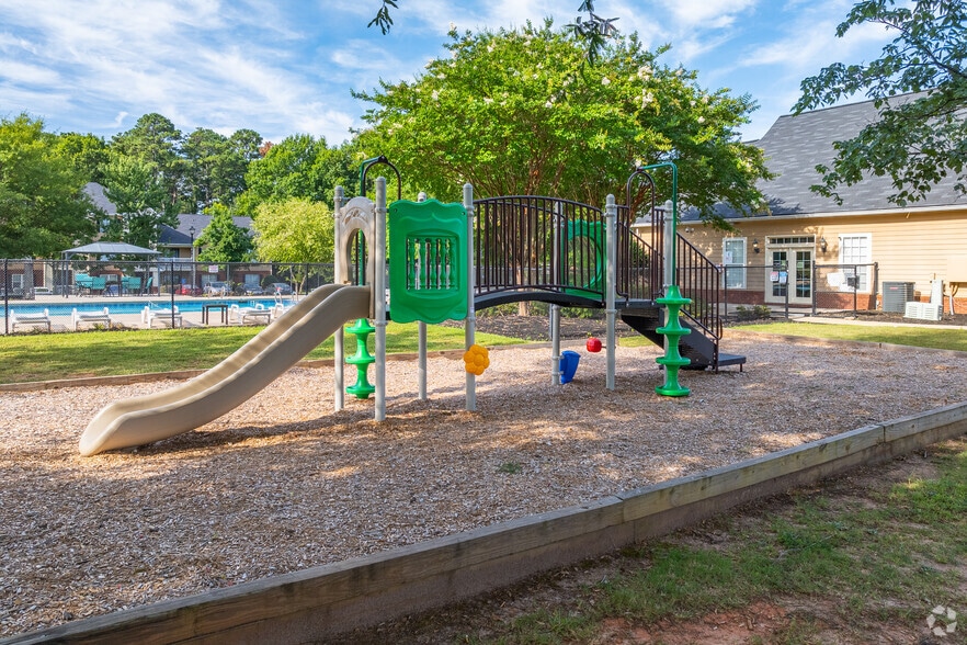 Playground - Salem Chase Apartments