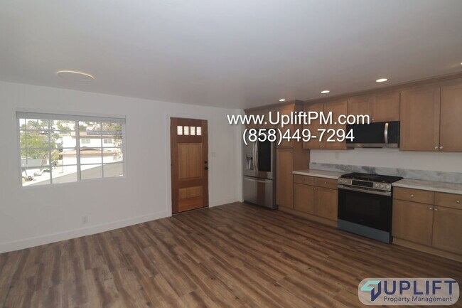 Building Photo - 1225 Capistrano Ave