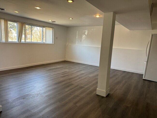 Building Photo - 16035 S Parker Rd