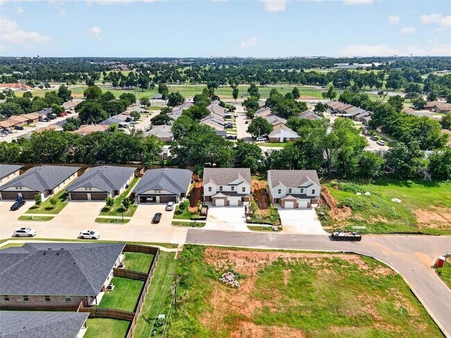 Building Photo - 8754 Patriot Dr