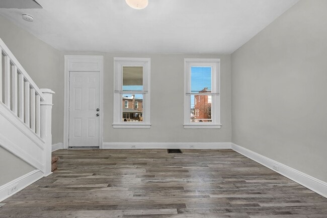 Building Photo - Charming Updated Rowhome in Belair-Edison – Move-In Ready!