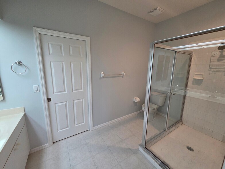 Building Photo - 14201 Patty Berg Dr