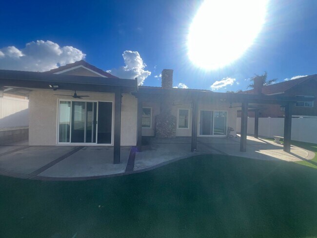 Building Photo - Beautiful upgraded 3 bedroom home in Orangecrest!