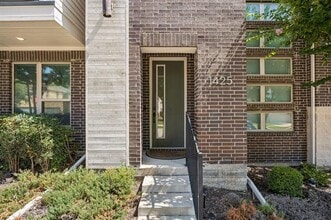 Building Photo - 1425 Alberti Ave