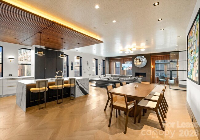 Building Photo - 229 N Church St