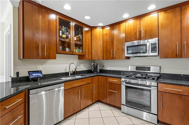 Building Photo - 9 Ridge Rd