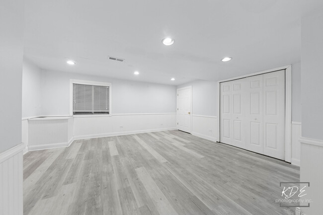 Building Photo - 2612 Lundquist Dr