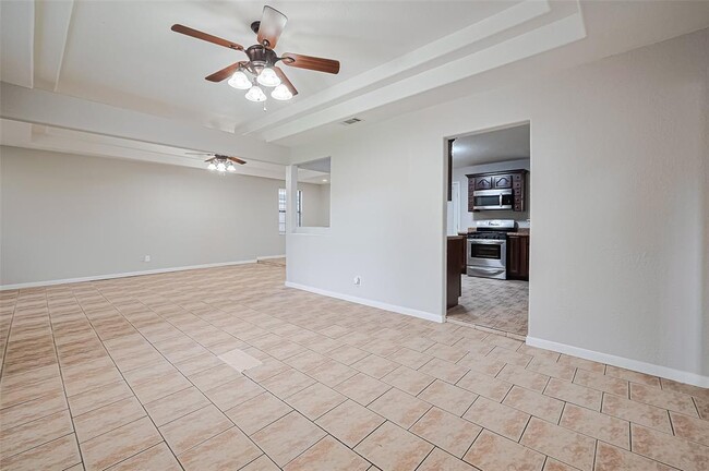 Building Photo - 3323 Suiter Way