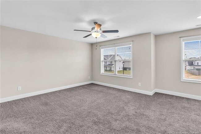 Building Photo - 5344 Debut Ave