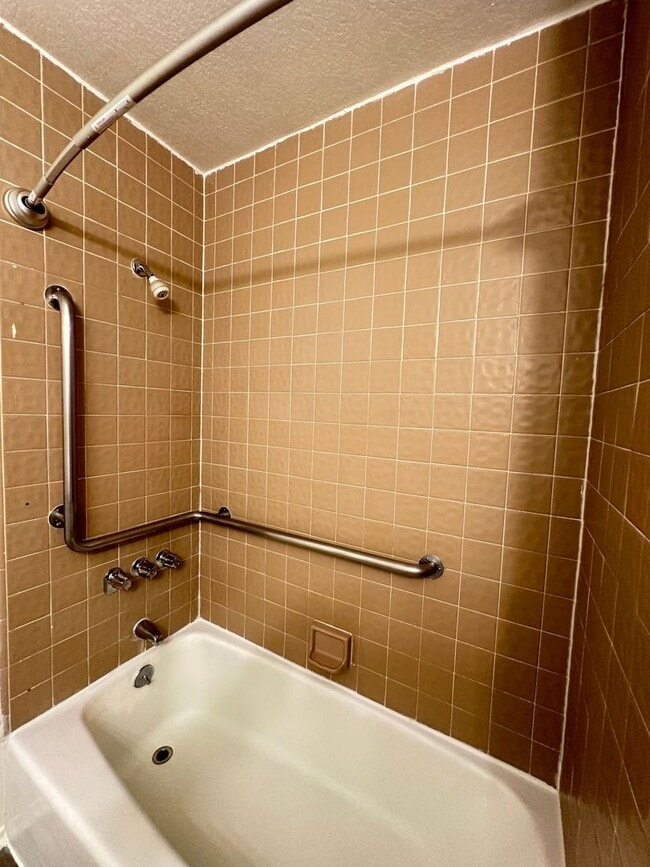 Building Photo - PEDRO