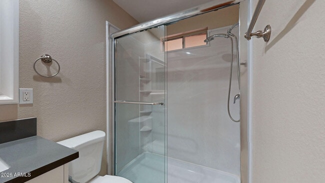 Building Photo - 1330 W 13th St