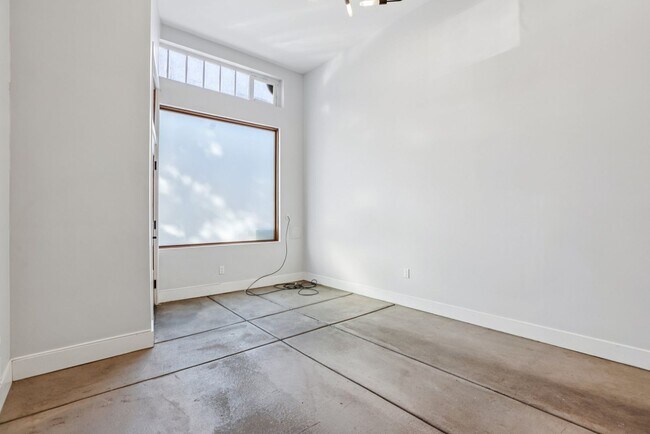 Building Photo - 5610 Martin Luther King Jr Way