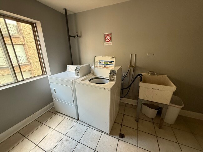 Building Photo - 2310 N Harlem Ave