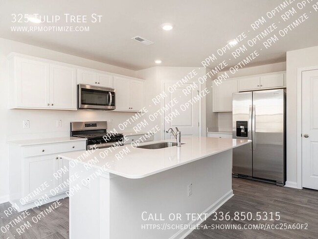 Building Photo - 325 Tulip tree St