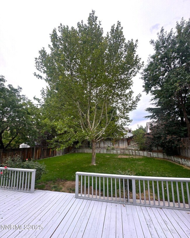 Building Photo - 5256 Santa Lupe Ave