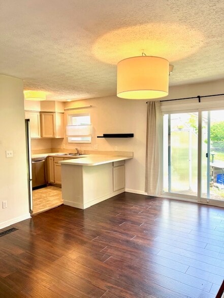 Building Photo - 3580 Kinsale Head Dr