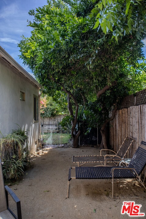 Building Photo - 14135 Hatteras St