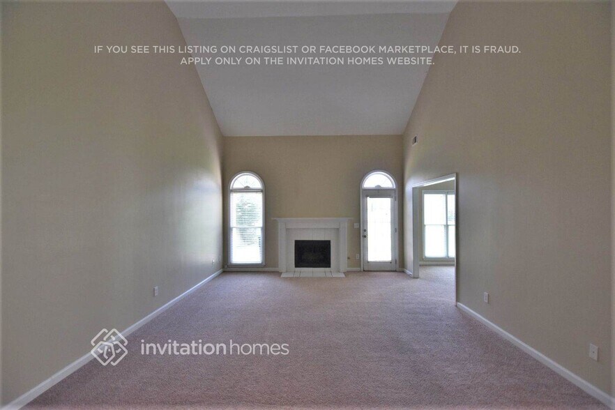 Building Photo - 30 Rosemoore Dr