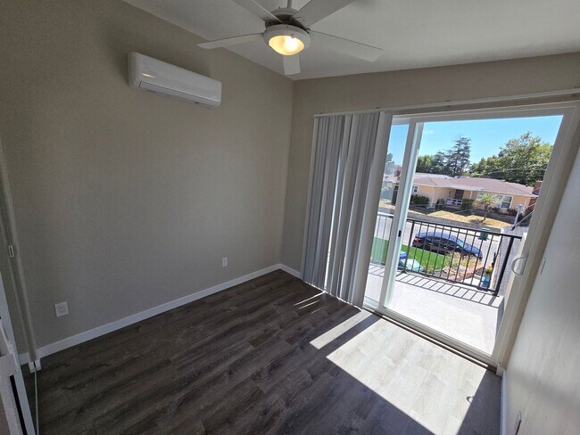 Building Photo - 4 Bed/ 2 Bath. Newly Built in 2023! (Lease...