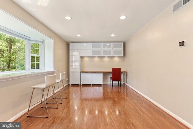 Building Photo - 2919 Willston Pl