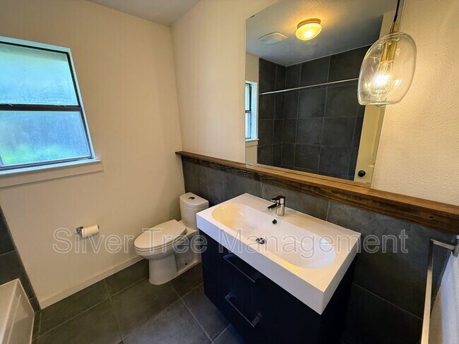 Building Photo - 7716 Pampas Dr