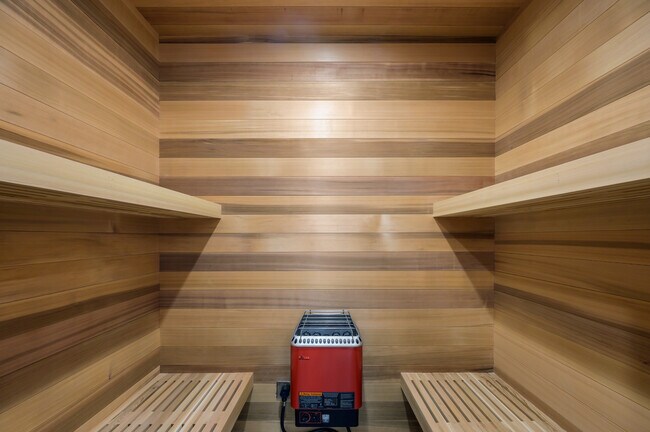 Building Photo - 517 N Camden Dr