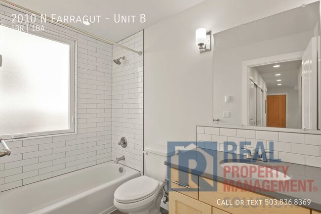 Building Photo - New Spacious Unit in Desirable Kenton Neig...