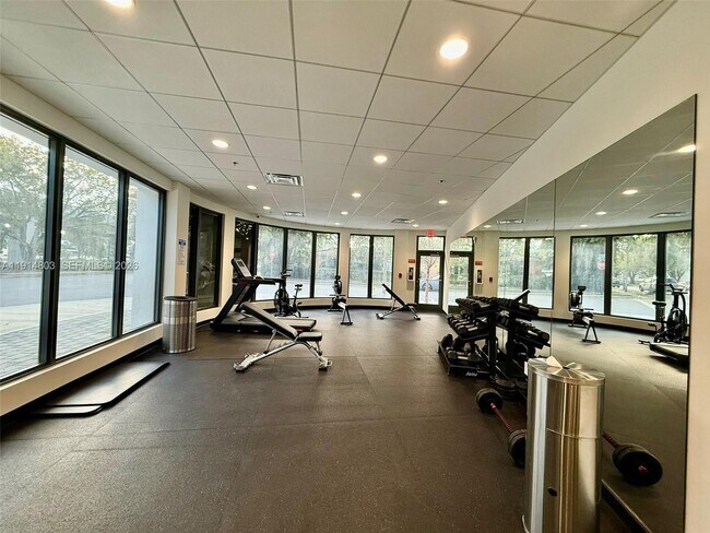 Building Photo - 2285 SW 27th St