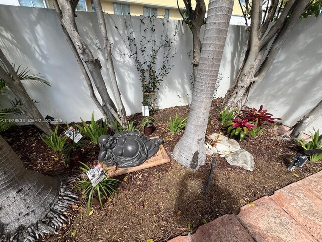 Building Photo - 1390 Ocean Dr