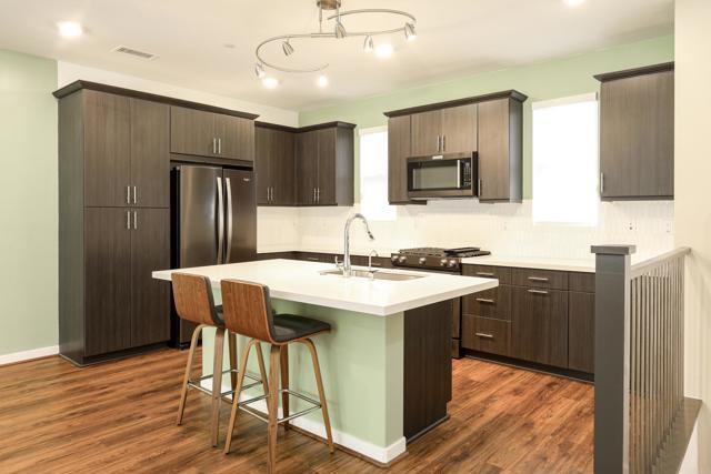 Building Photo - 2814 Via Alta Pl